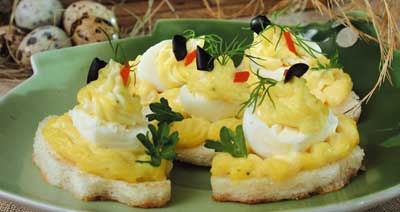 Рецепт - Перепелиные яйца на тостах