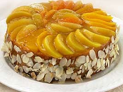 Рецепт - Персиковый торт с миндалем и маком