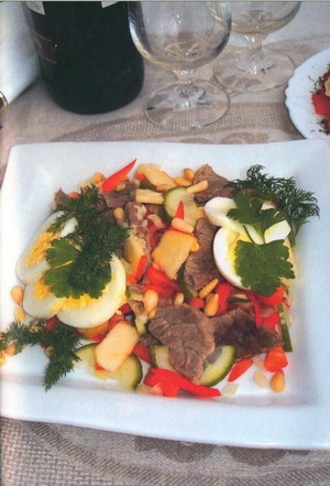 Рецепт - Пикантный салат из говядины