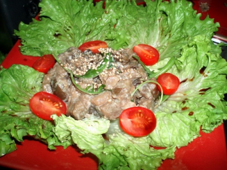 Рецепт - Салат из баклажанов с помидорами