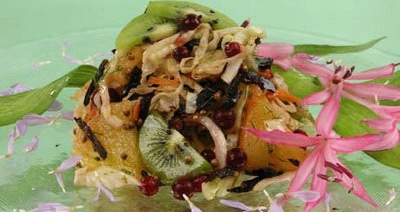 Рецепт - Салат из квашеной капусты с фруктами