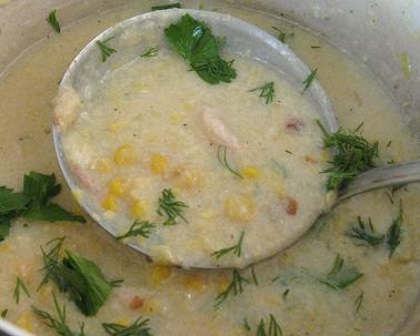 Рецепт - Суп из кукурузы с гренками