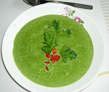 Рецепт - Суп из шпината с пармезаном
