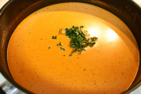 Рецепт - Соус сметанный с томатом
