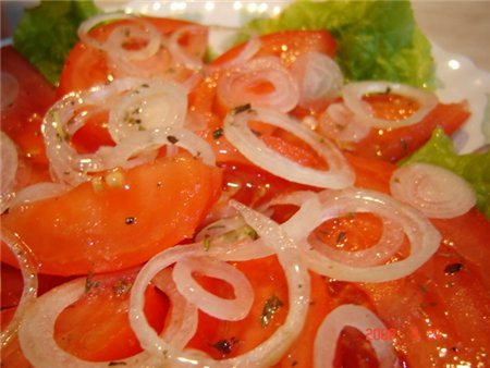 Рецепт - Салат из свежих помидоров