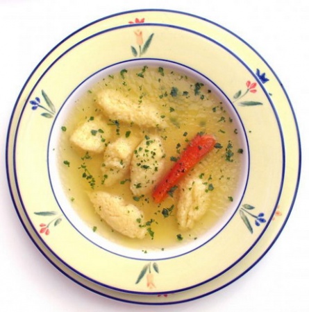 Рецепт - Суп с манкой и сыром