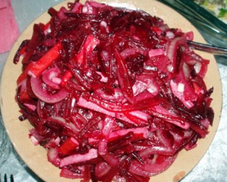 Рецепт - Салат из цветной капусты со сладким перцем и свеклой