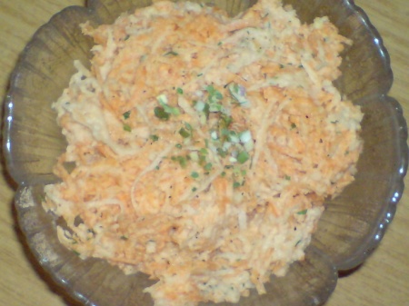 Рецепт - Салат из кольраби и моркови (2)