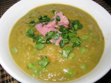 Рецепт - Гороховый суп с ветчиной