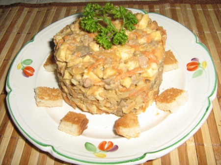Рецепт - Закуска из куриной печени, салат из куры с грибами