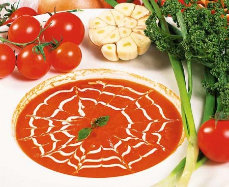 Рецепт - Суп холодный из свежих помидоров