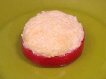 Рецепт - Помидоры с сыром, сырые салаты