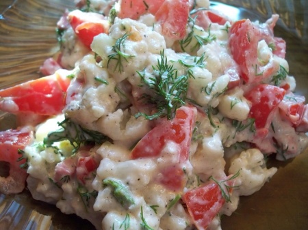 Рецепт - Салат из цветной капусты с помидорами и&