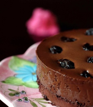 Рецепт - Шоколадный торт с черносливом