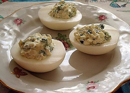 Рецепт - Фаршированные яйца (2)