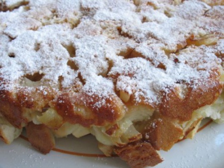 Рецепт - Бабушкин яблочный пирог с корицей