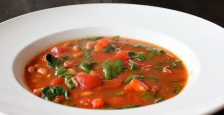 Постный рецепт - Томатный суп с фасолью