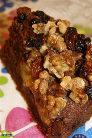 Рецепт - Шоколадный пирог с персиками и ореховой корочкой