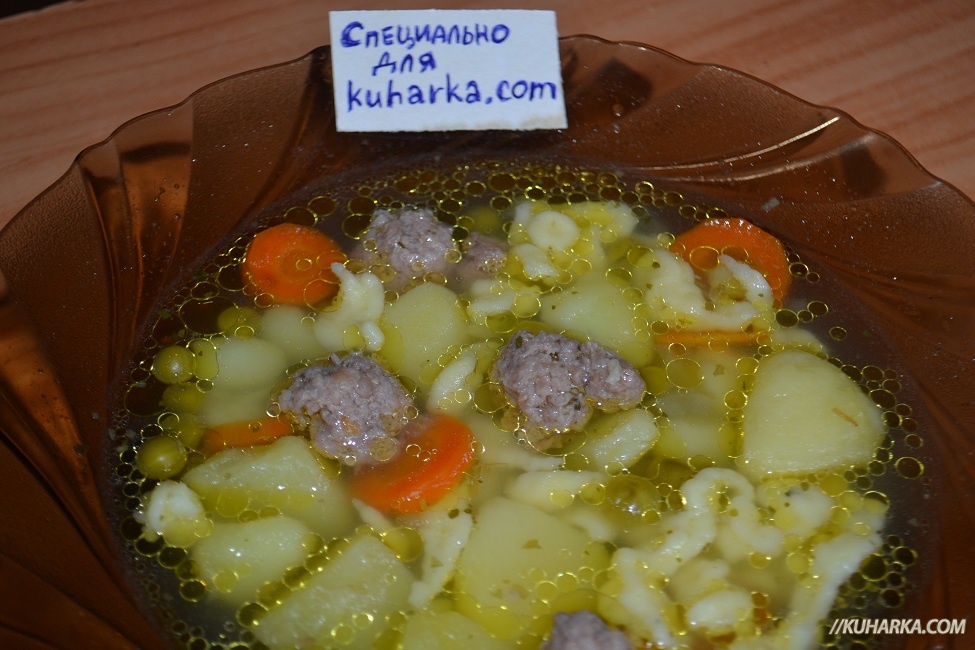 Суп с фрикадельками и венгерскими галушками