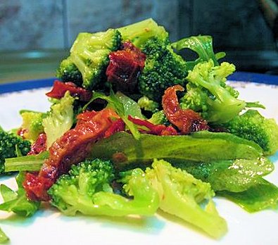  рецепты салатов с фото из капусты брокколи